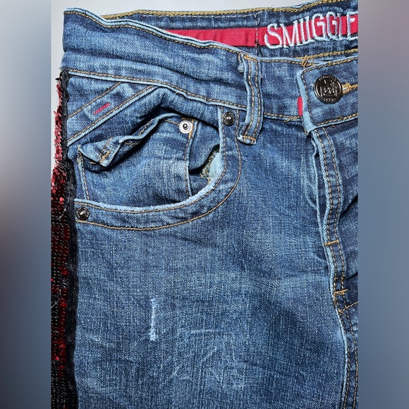 SMUGGLER’S MOON JEANS SLIM FIT DISTRESSED W/ RHINESTONE TRIM. W 30 / L 31 - Picture 12 of 16